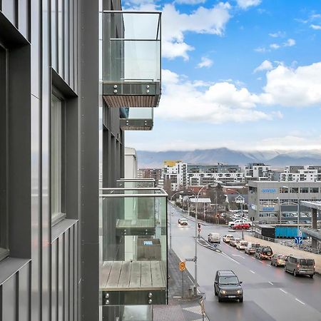 Sunny Central Apartment Reykjavík Buitenkant foto